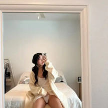 Elle Lee (15)