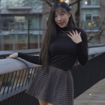 Elle Lee (47)