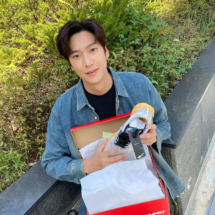 Na In-woo (49)