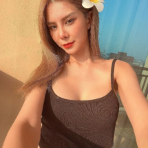 Olive Nobra (49)
