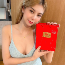 Olive Nobra (59)