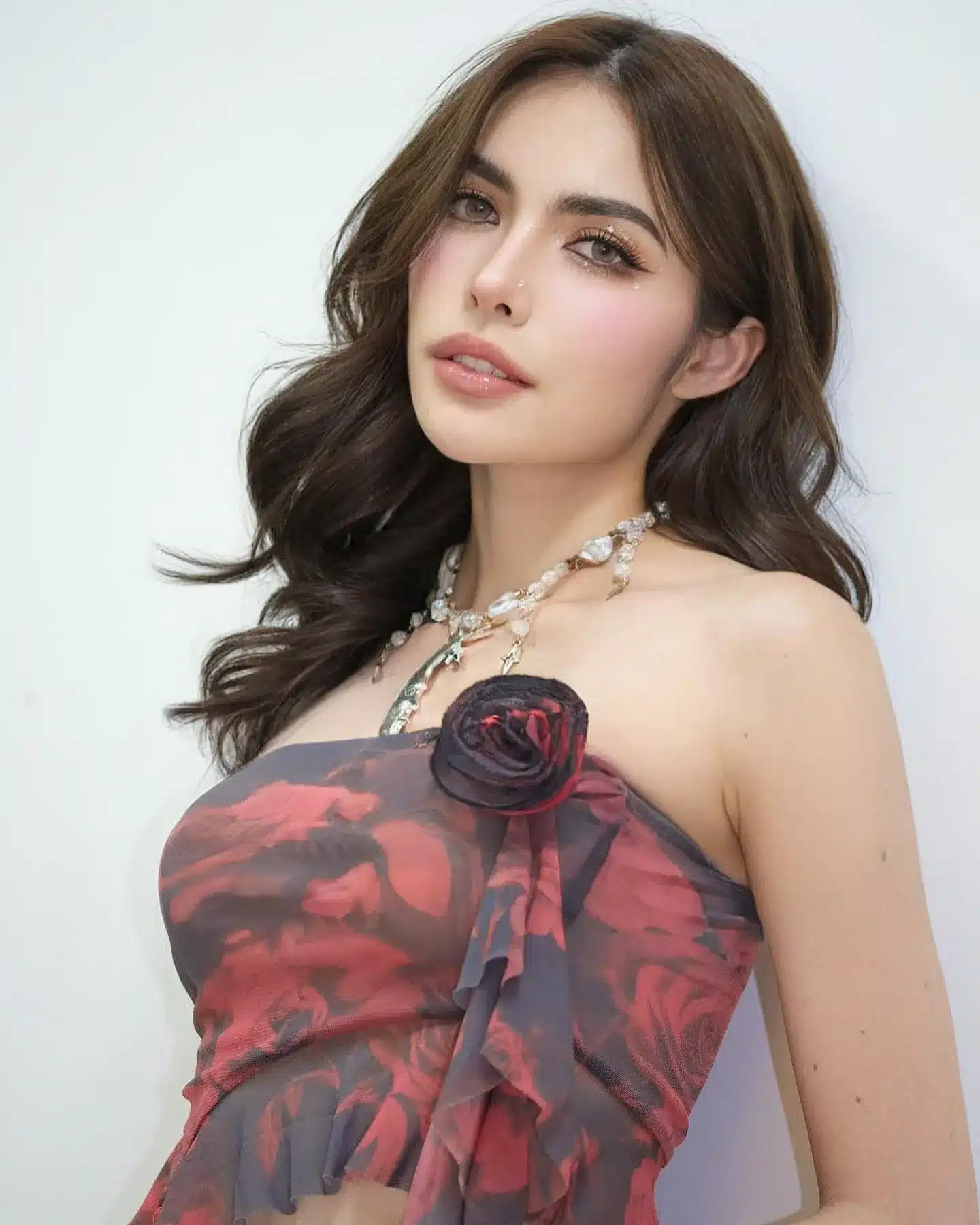 ชาล็อต ออสติน นางงามลูกครึ่งสาว พราวเสน่ห์สู่นักแสดงมากฝีมือ 21